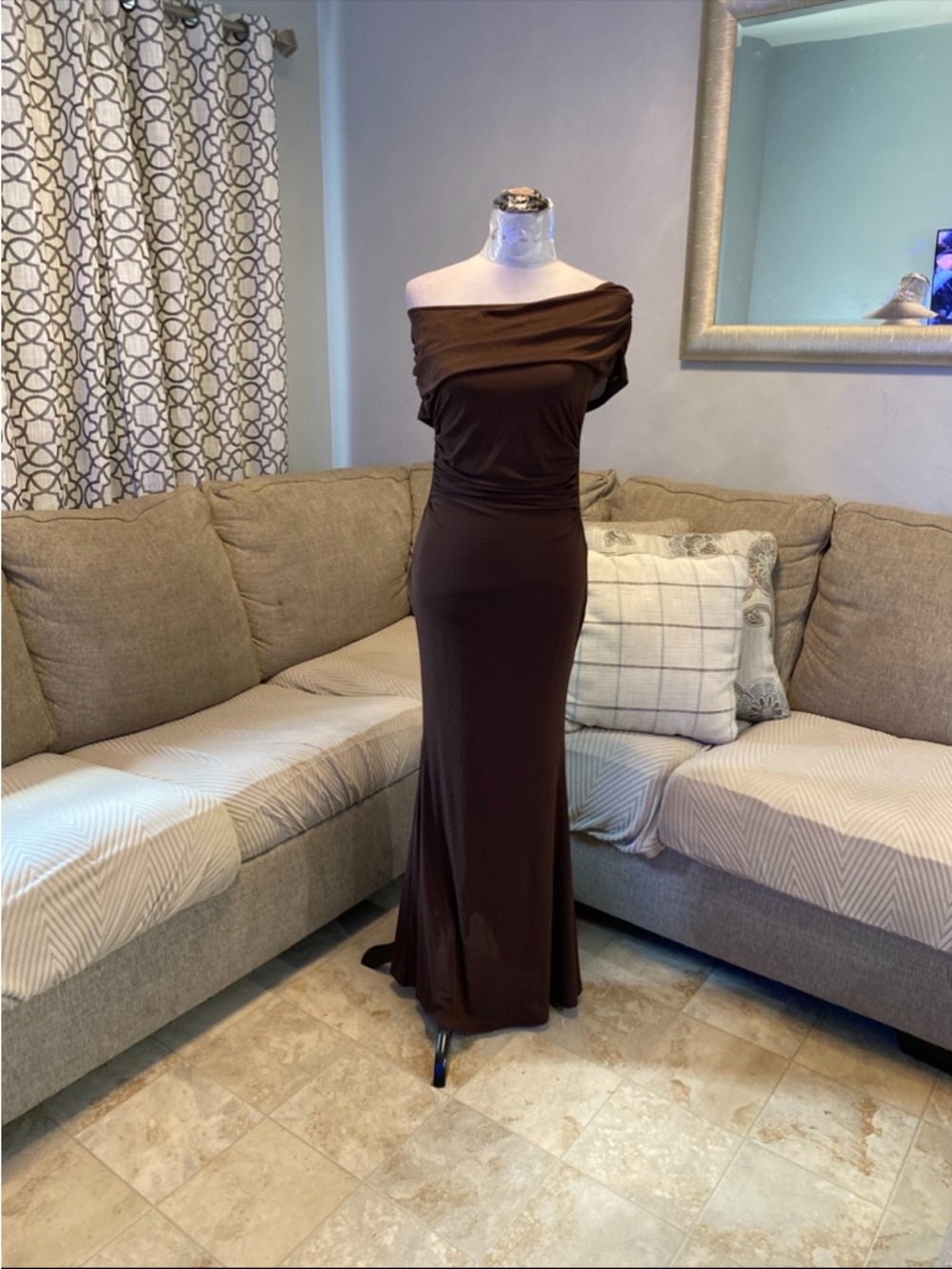 New Women Medium Off The Shoulder Brown Ruched Formal Dress - Picture 4 of 11